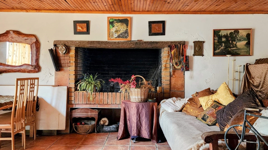 5 Bedroom Property for Sale in Uilenkraalsmond Western Cape